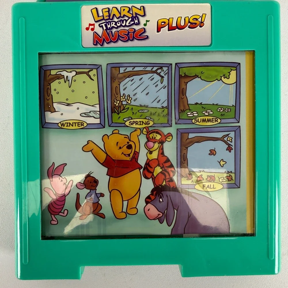Disney Winnie the Pooh A Year With Pooh Learn Through Music Plus Cartridge H9154